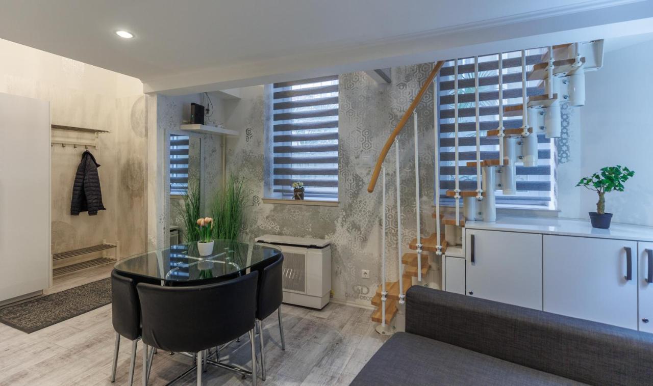 Sleek Minimalist Studio At Inner City Budapest Ngoại thất bức ảnh
