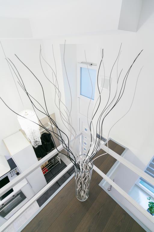 Sleek Minimalist Studio At Inner City Budapest Ngoại thất bức ảnh