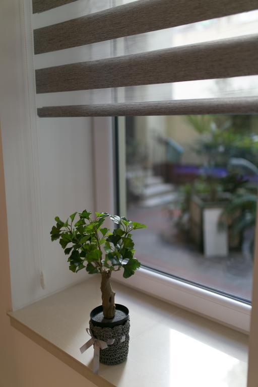 Sleek Minimalist Studio At Inner City Budapest Ngoại thất bức ảnh